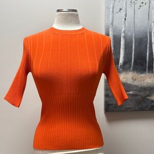 NWT Frame Vibrant Orange Short Sleeve Top